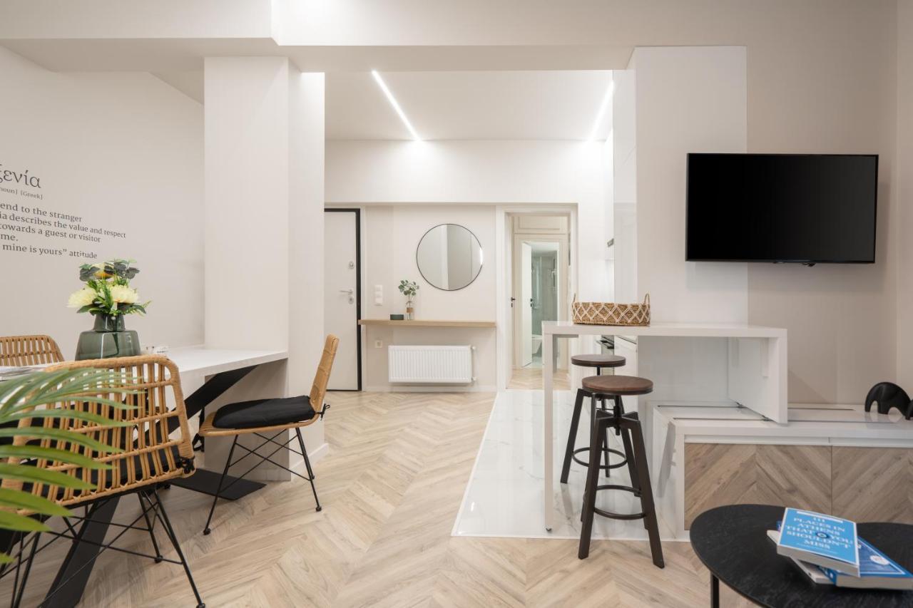 Charming Two Bedrooms Apartment Walk To Acropolis Atenas Exterior foto